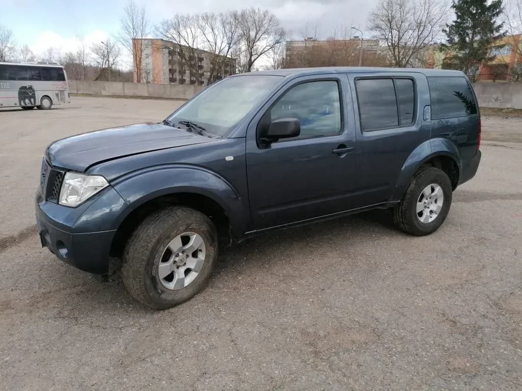 Foto van de gedemonteerde auto 1