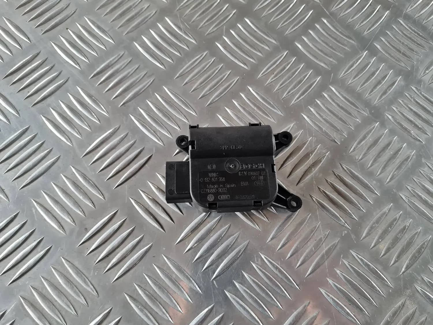 Aandrijving verwarming AUDI A6 2008 - foto 1