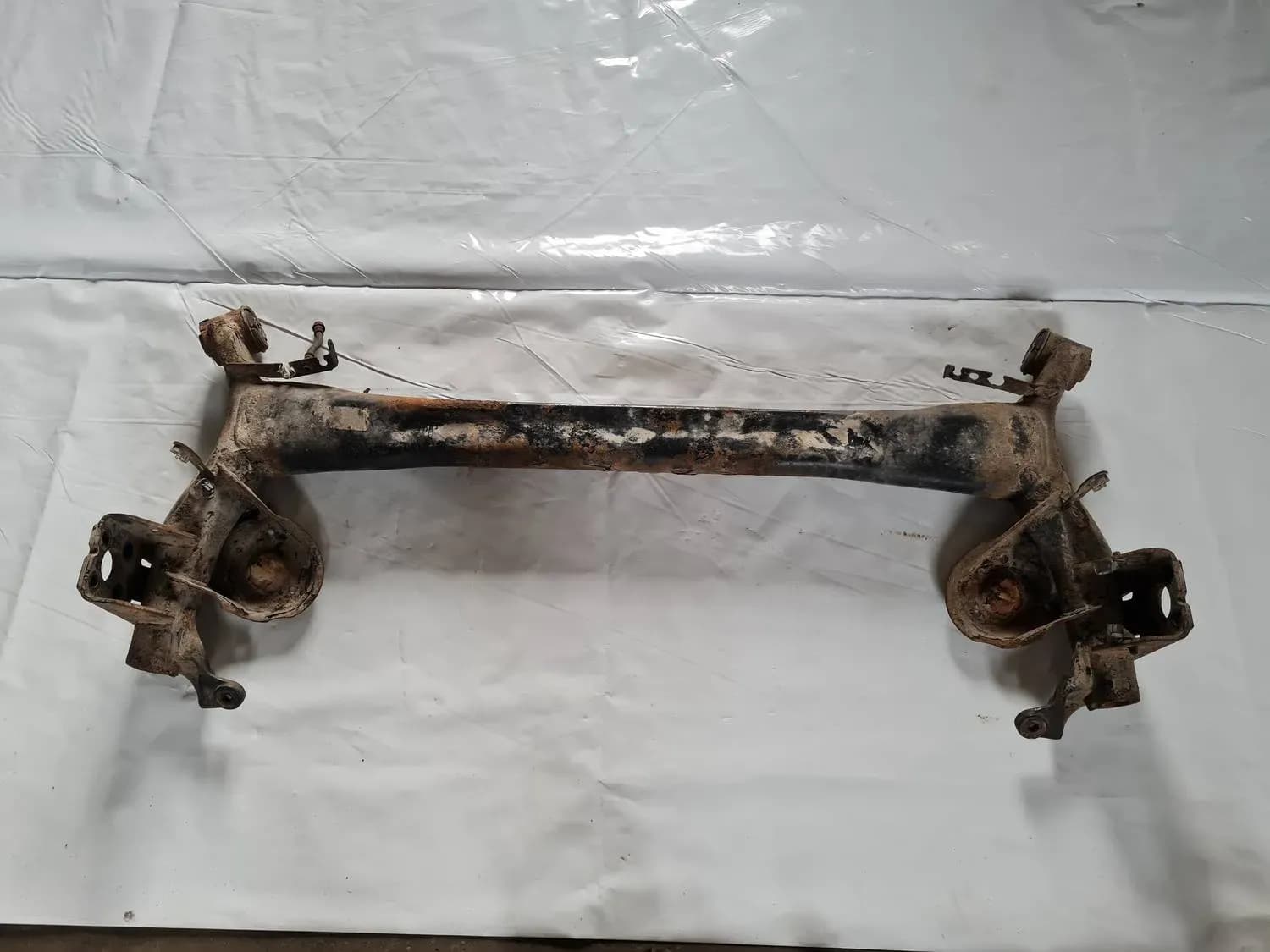 Achteras/Subframe achter RENAULT SCENIC III 2011 - foto 2
