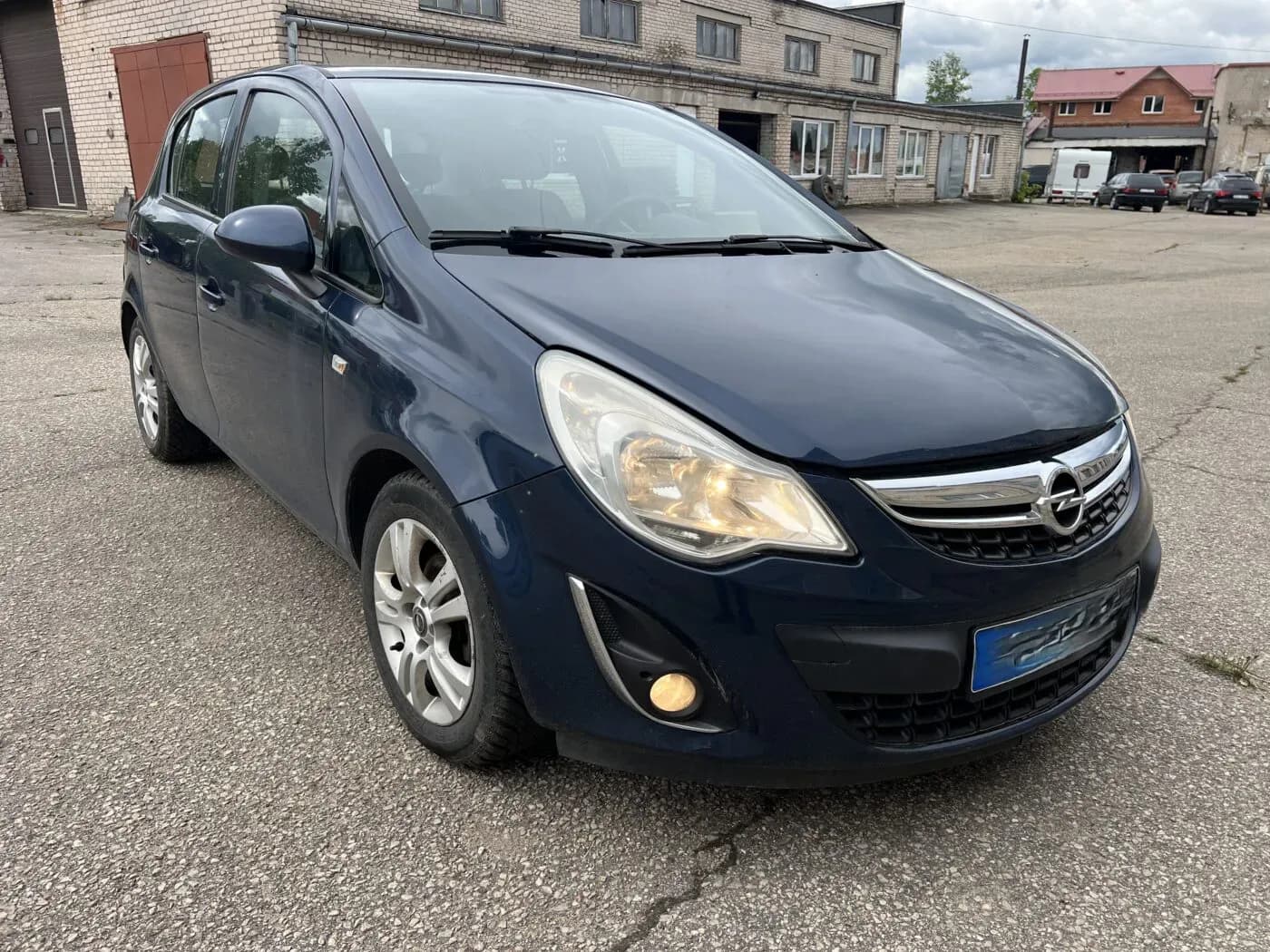 Foto van de gedemonteerde auto 4
