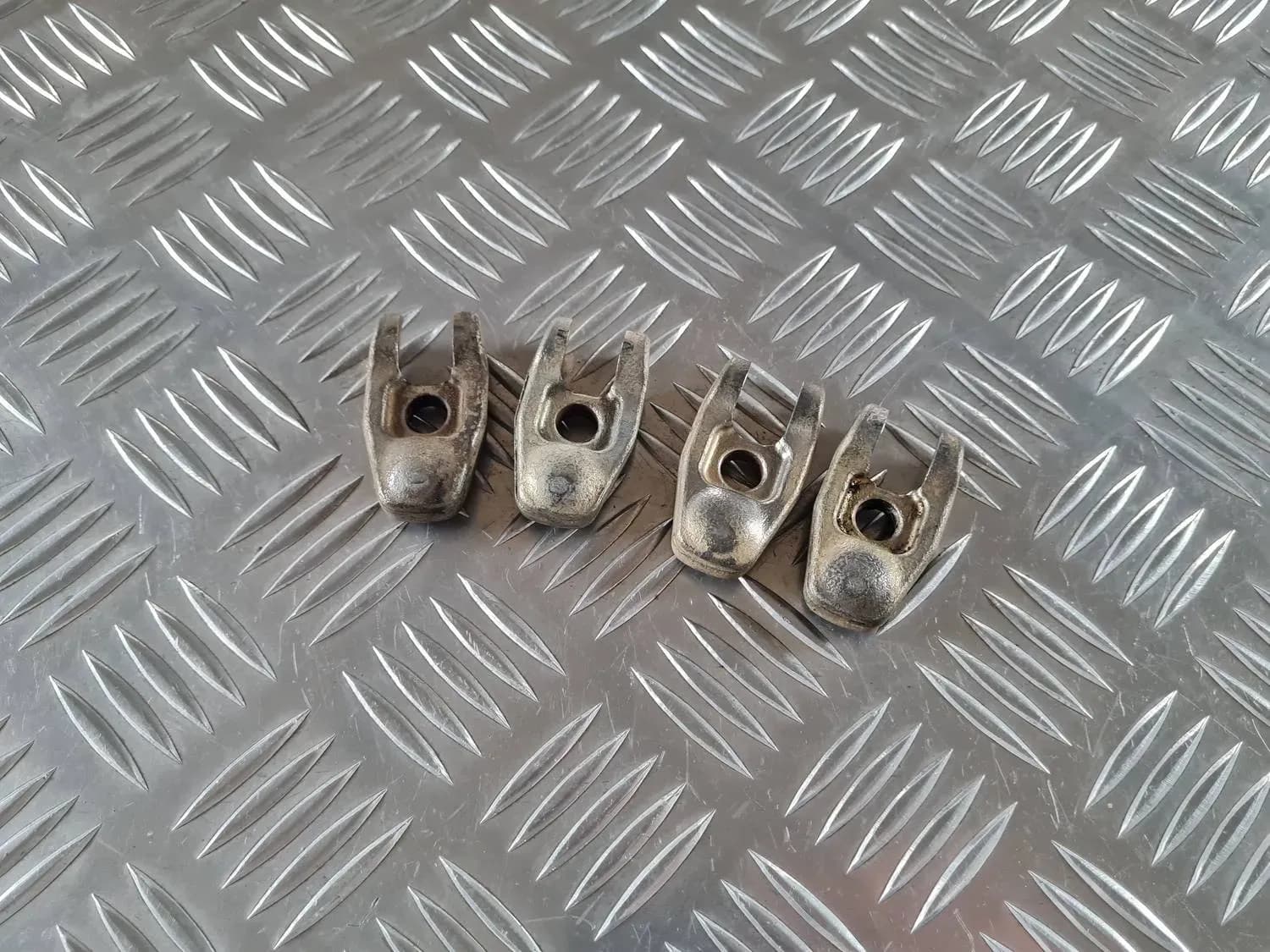 Houder brandstofinjector RENAULT SCENIC III 2011 - foto 2