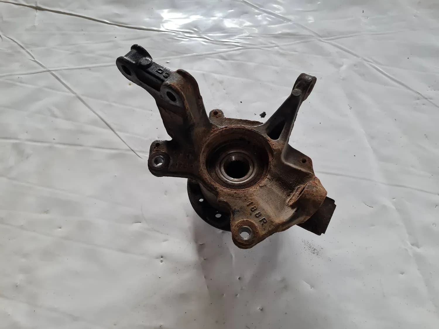 Fusee voor rechts RENAULT SCENIC III 2011 - foto 5