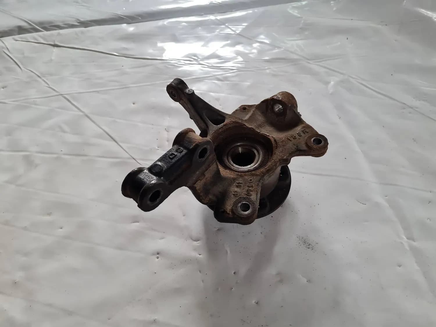 Fusee voor rechts RENAULT SCENIC III 2011 - foto 4