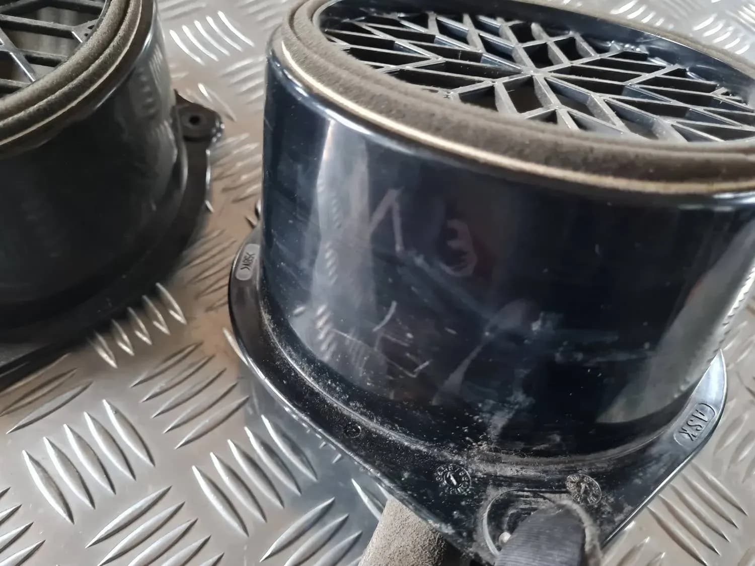 Deurluidspreker onder AUDI A6 2008 - foto 5