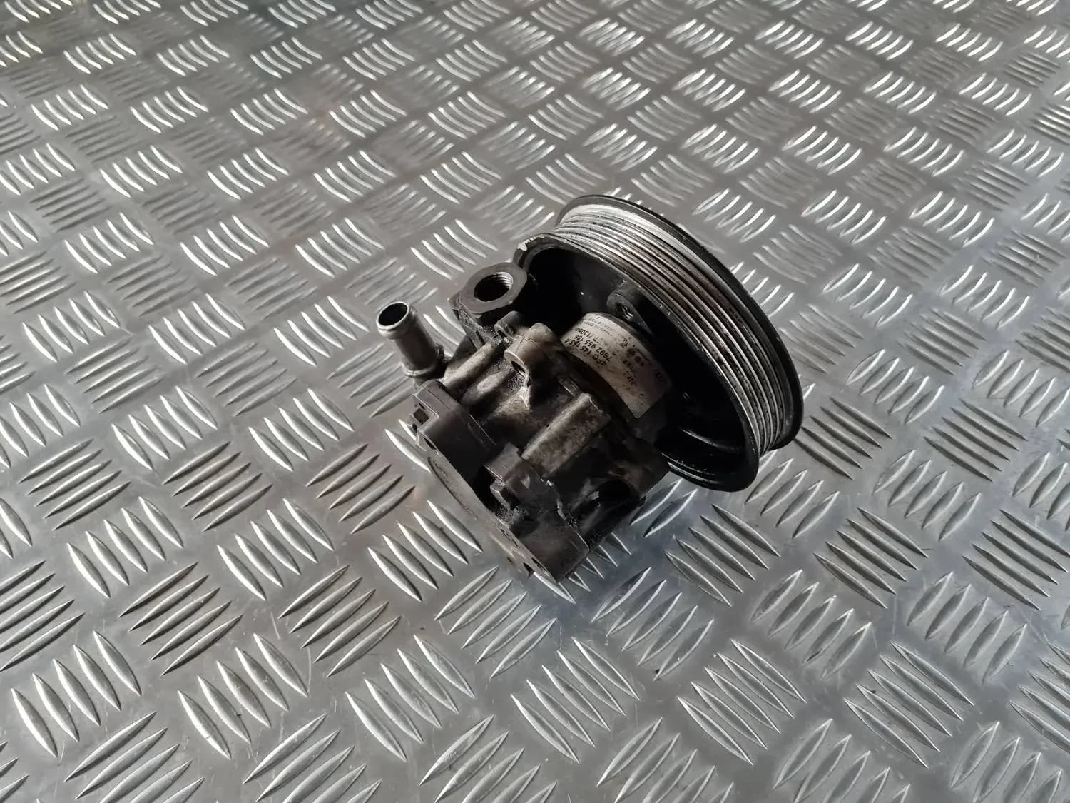 Hydraulische versterker AUDI A6 2008 - foto 4