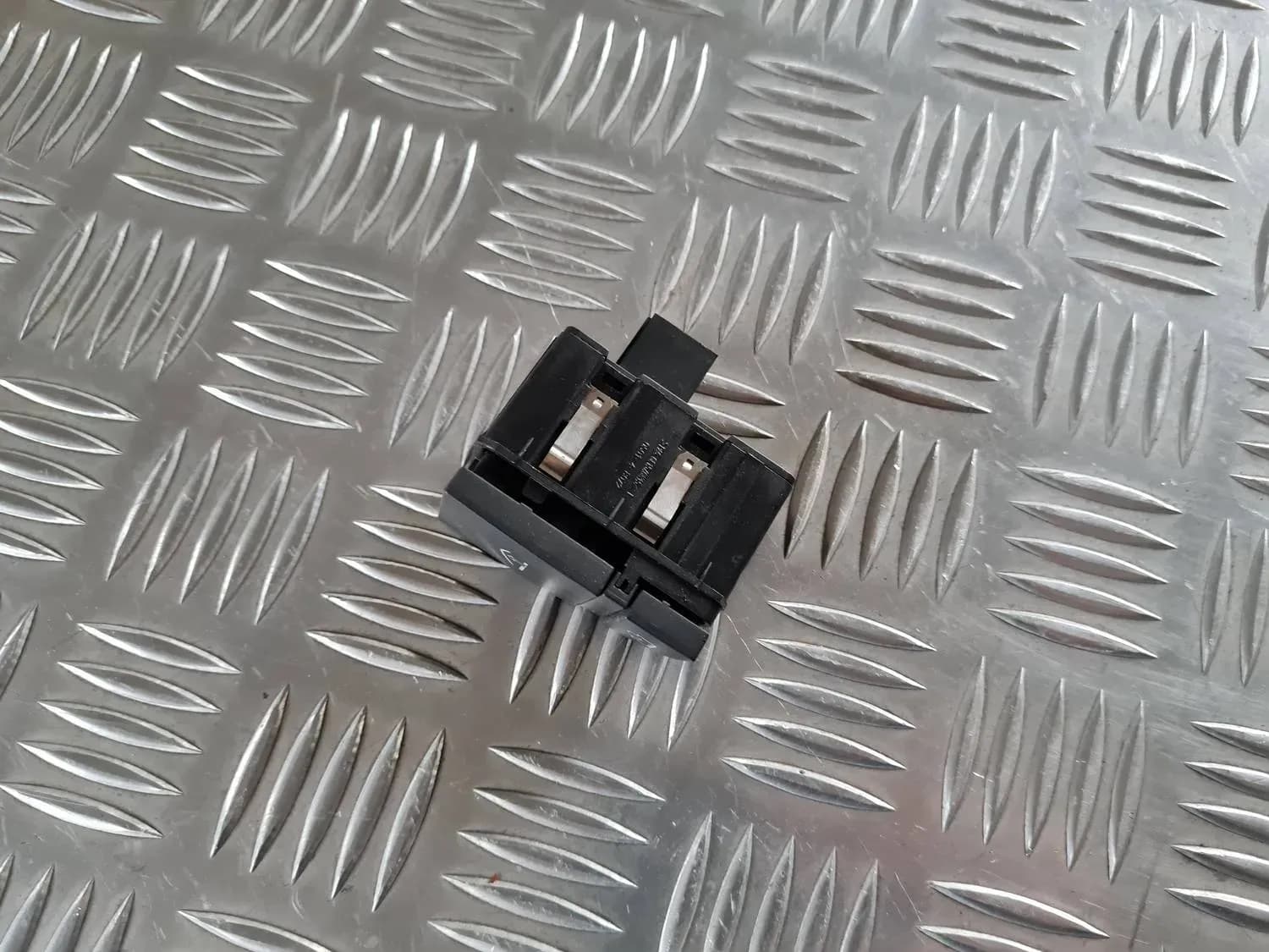 Knop opbergvak AUDI A6 2008 - foto 4