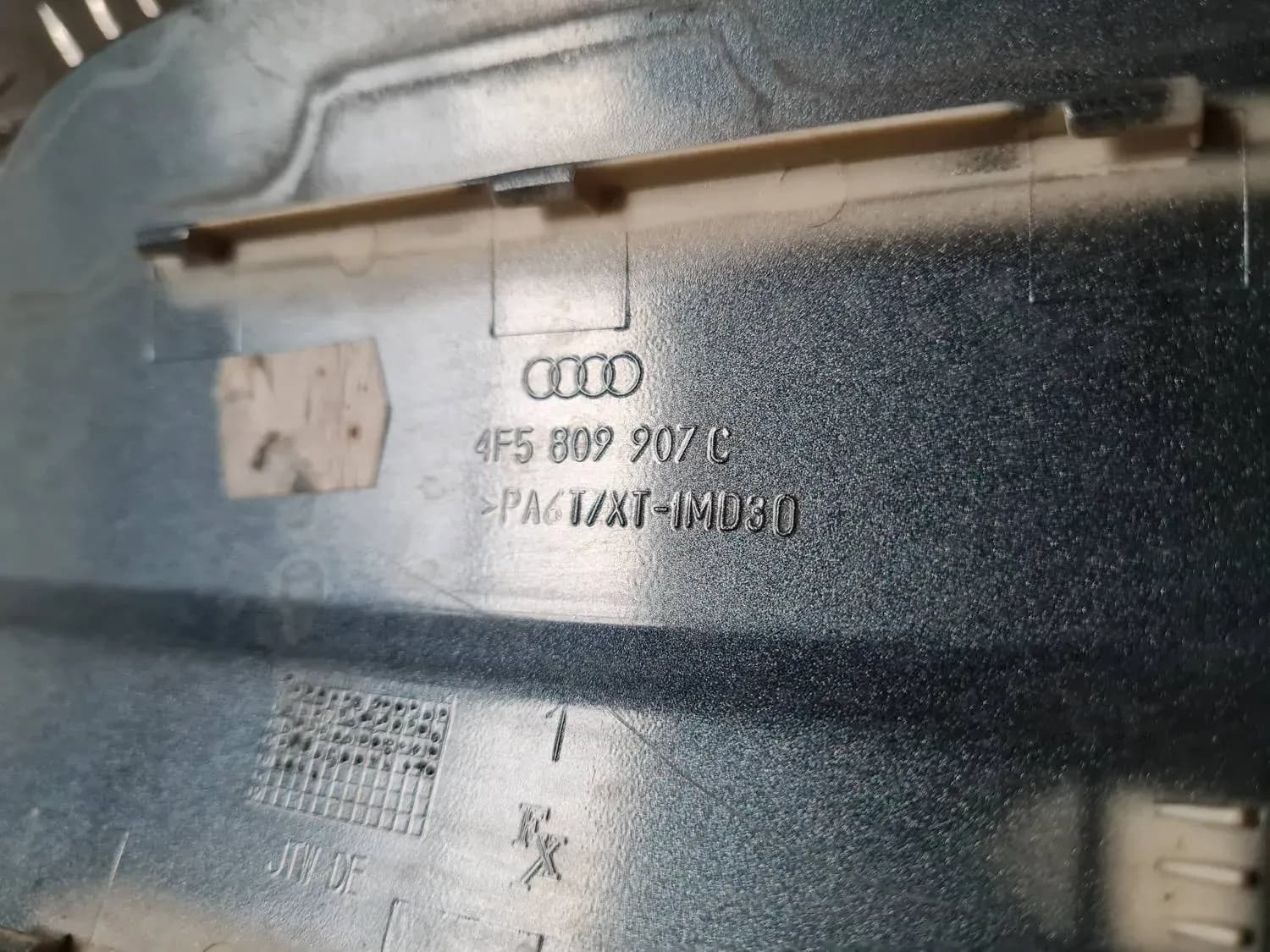 Brandstoftankdop AUDI A6 2008 - foto 3