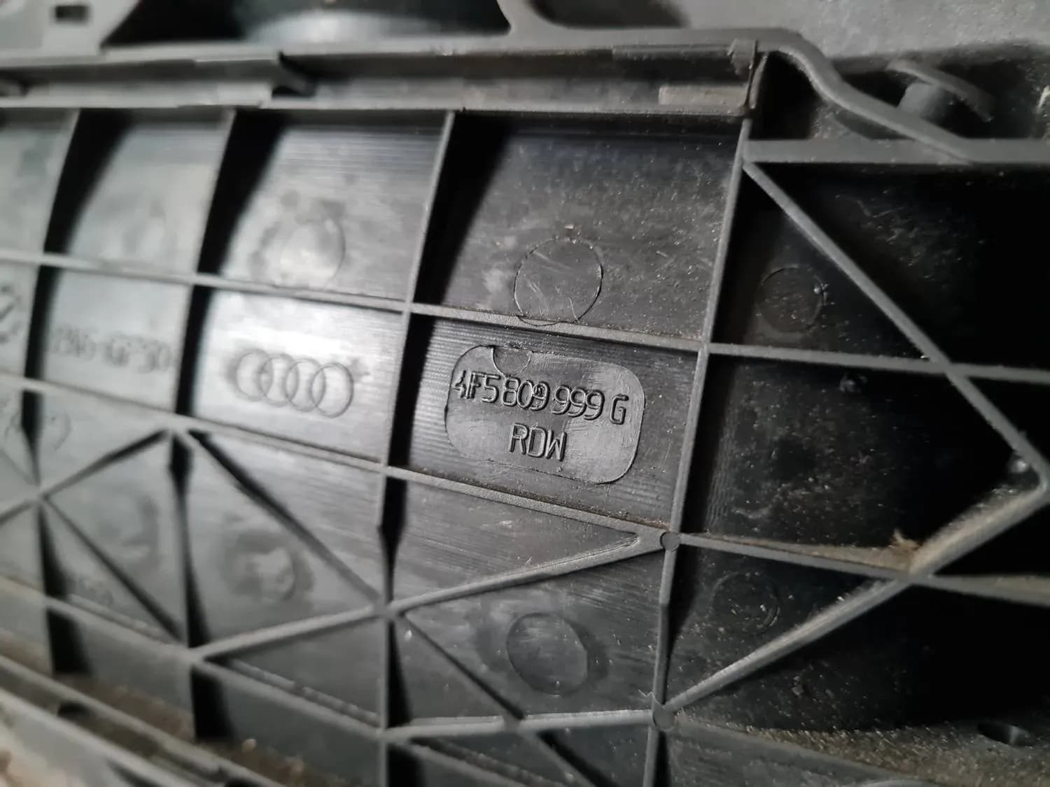 Brandstoftankdop AUDI A6 2008 - foto 2