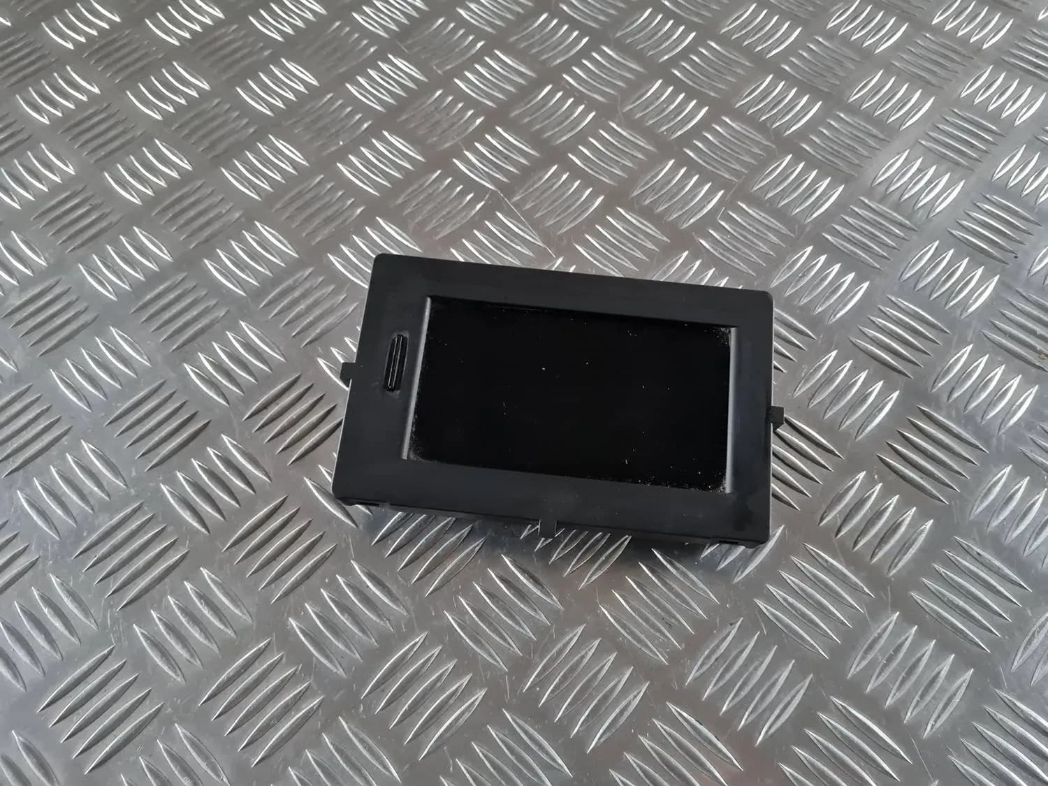 Display (scherm) RENAULT SCENIC III 2011