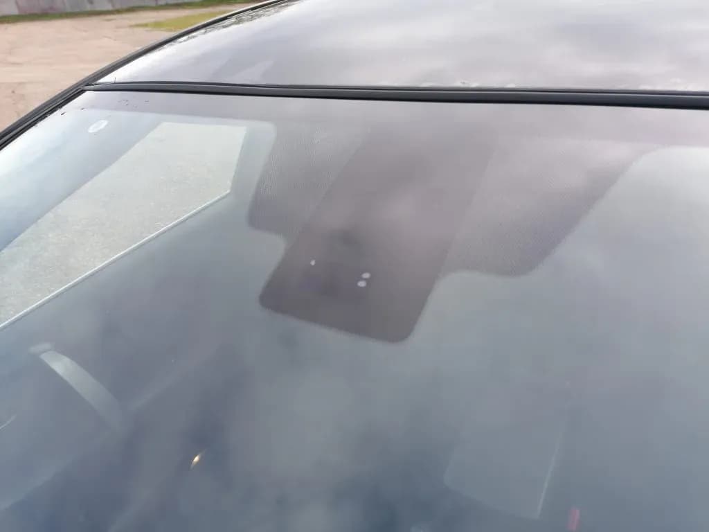 Foto van de gedemonteerde auto 2