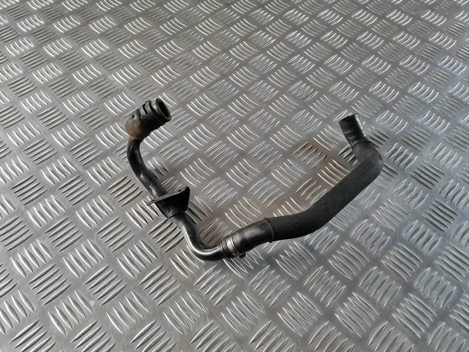 Carterventilatieslang AUDI A6 2008 - foto 1