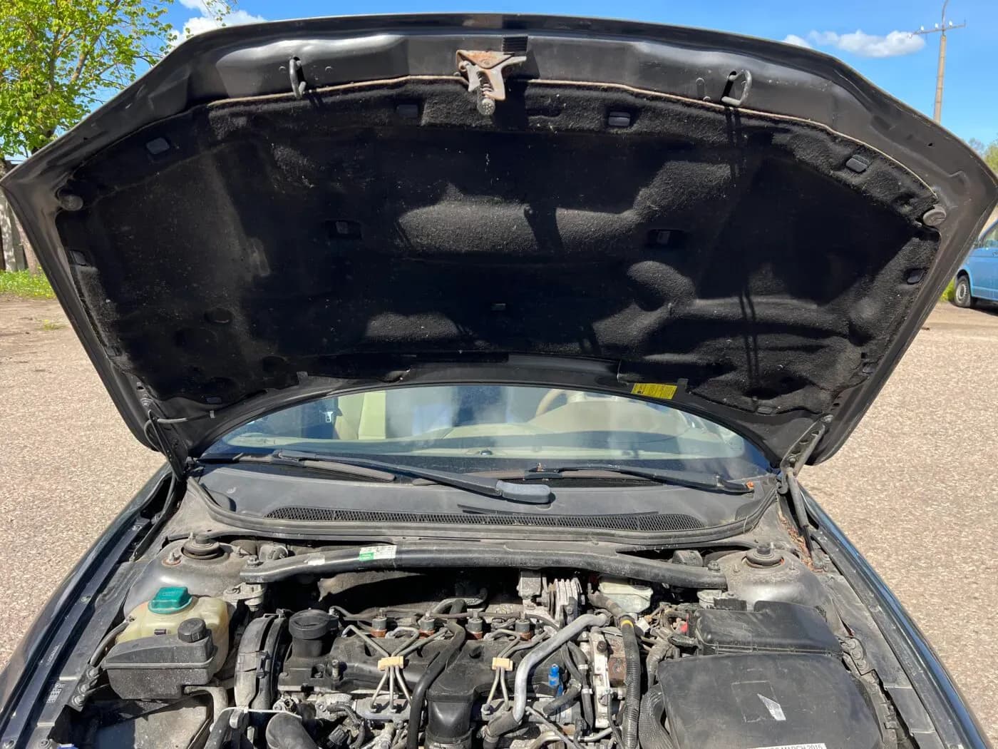 Foto van de gedemonteerde auto 4