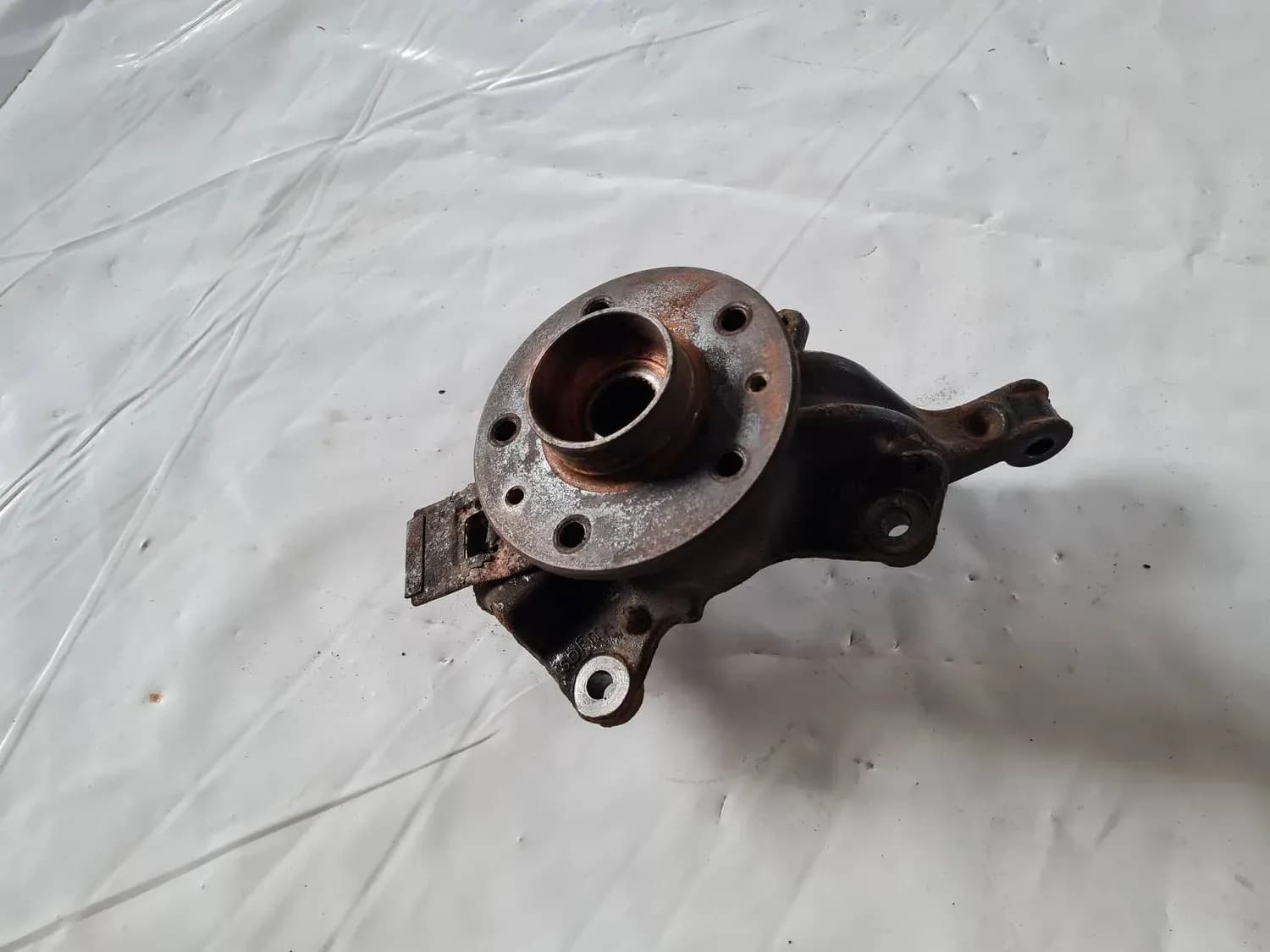 Fusee voor rechts RENAULT SCENIC III 2011 - foto 2