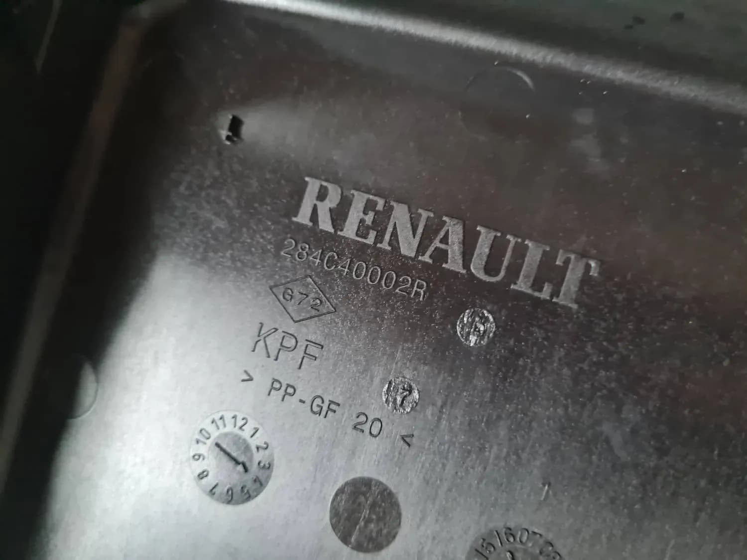 Zekeringen- en relaiskast RENAULT SCENIC III 2011 - foto 4