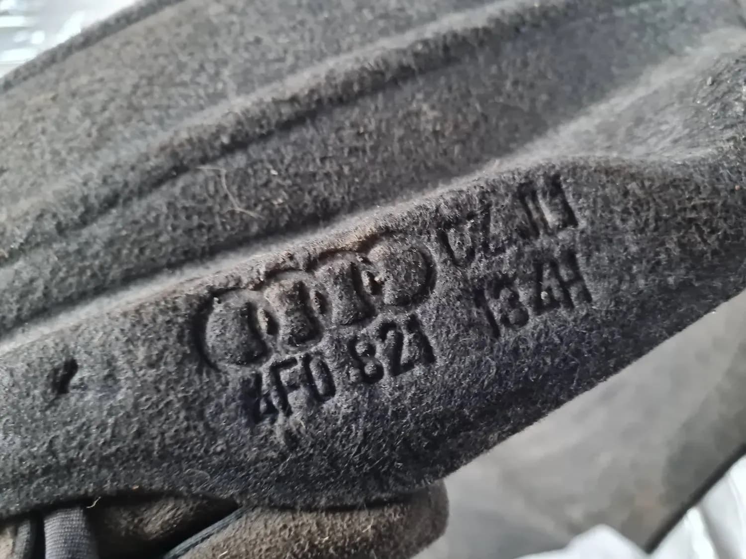 Binnenste spatbord voor links AUDI A6 2008 - foto 2