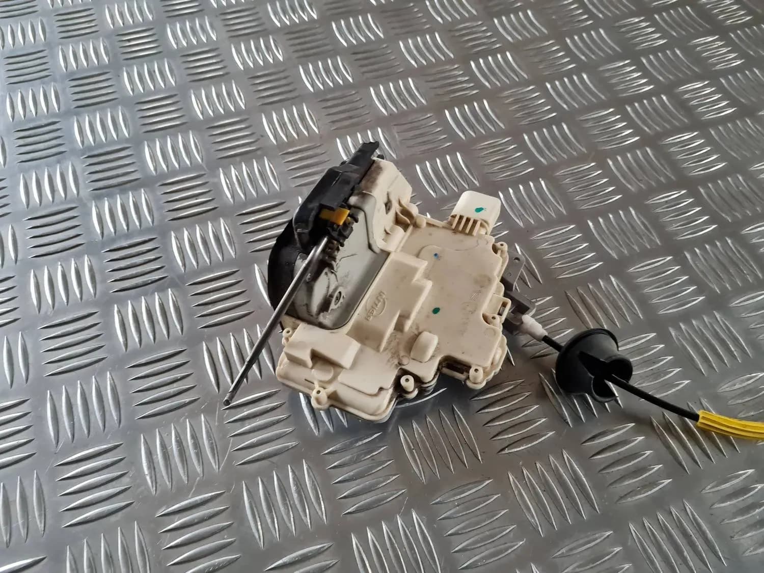 Achterdeur slot links AUDI A6 2008 - foto 3