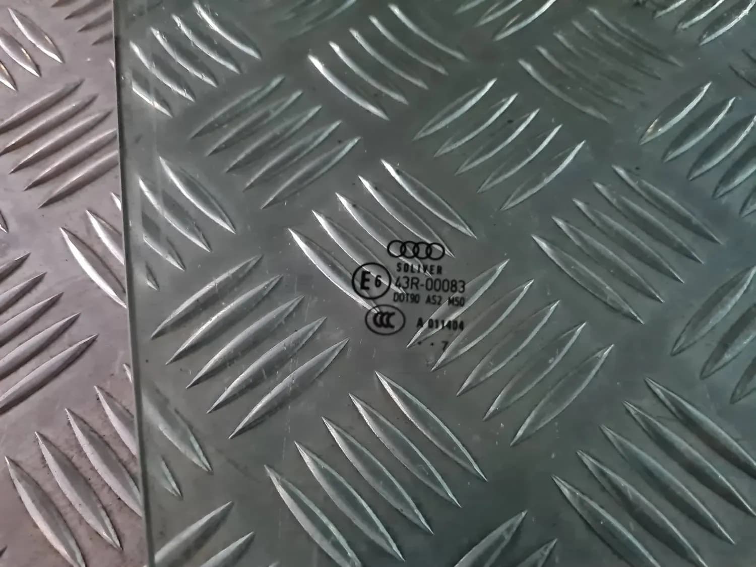 Deurruit voor rechts AUDI A6 2008 - foto 2