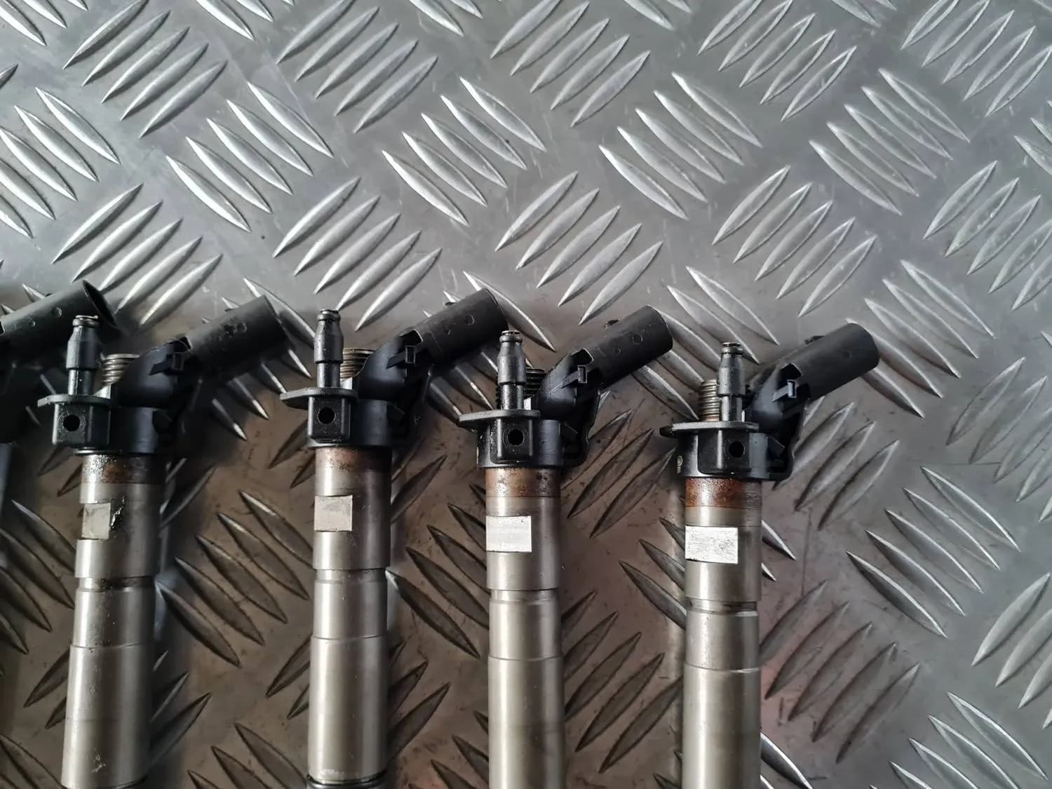 Brandstofinjector AUDI A6 2008 - foto 5