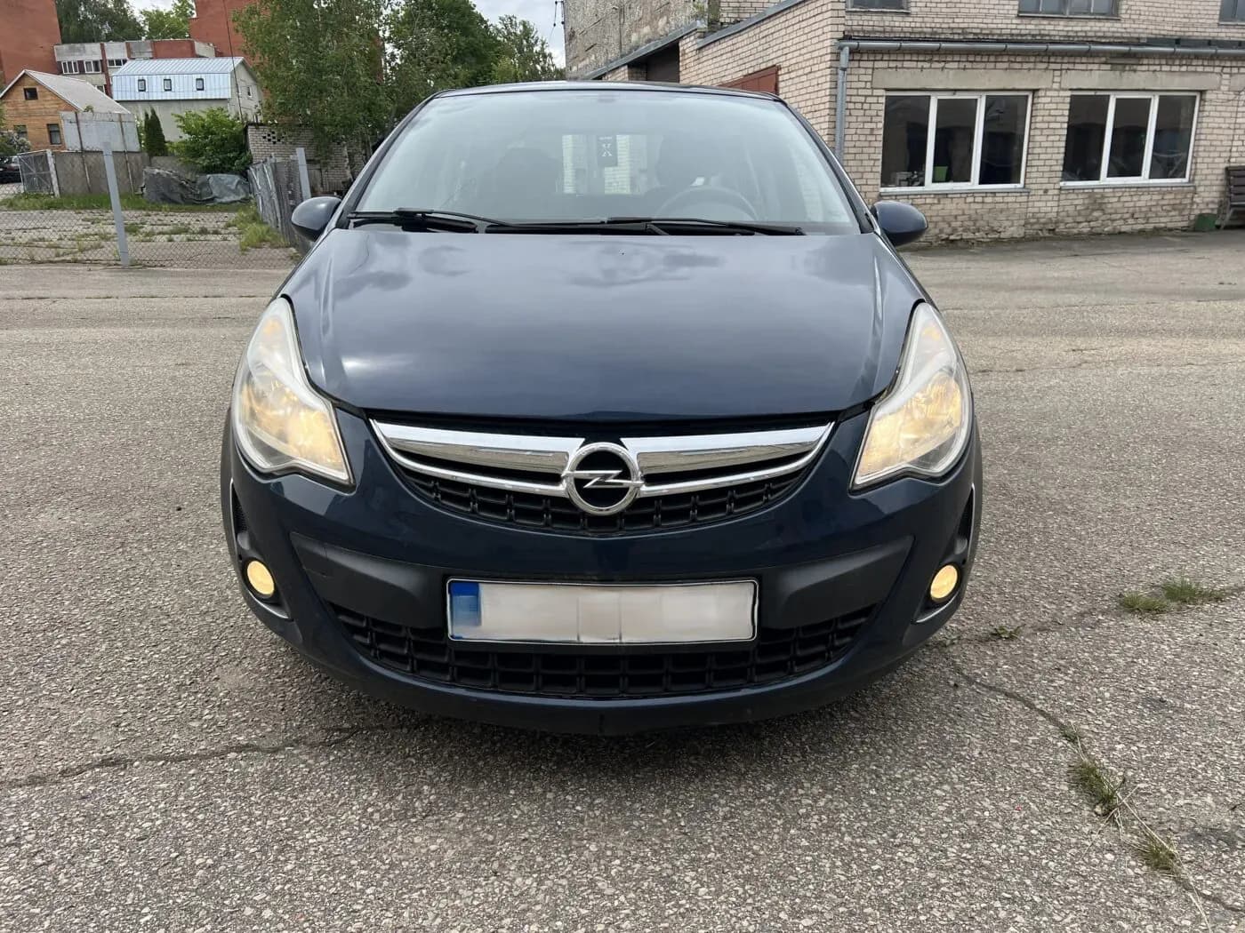 Foto van de gedemonteerde auto 3