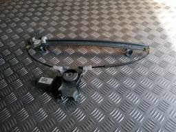 Ruitheffer voor links NISSAN PATHFINDER 2006