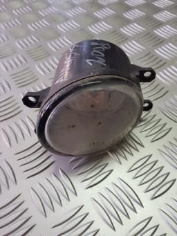 Mistlamp voor links TOYOTA AVENSIS 2008
