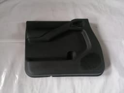 Deurbekleding voor links NISSAN PATHFINDER 2006
