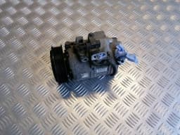 Airconditioningcompressor VW POLO 2011