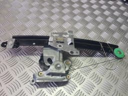 Ruitheffer voor links VOLVO V70 2003 GREY