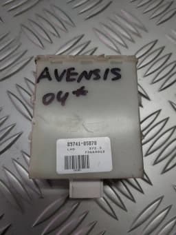Centrale vergrendelingsregelunit TOYOTA AVENSIS 2004